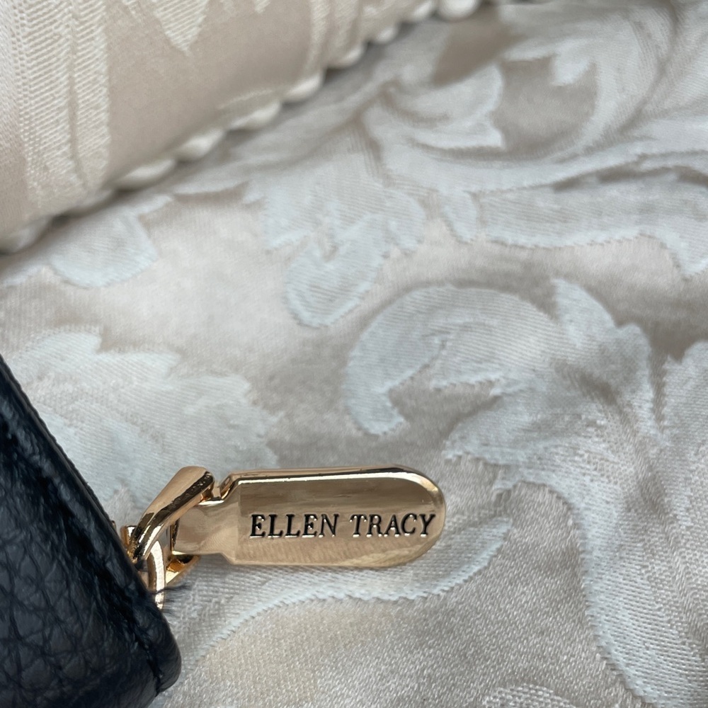 1249. Ellen Tracy Textured Black Zip Wallet - Picture 4 of 4